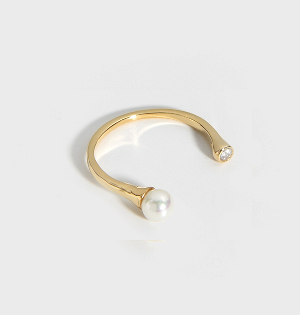 Delicate Freshwater Open Ring in Gold