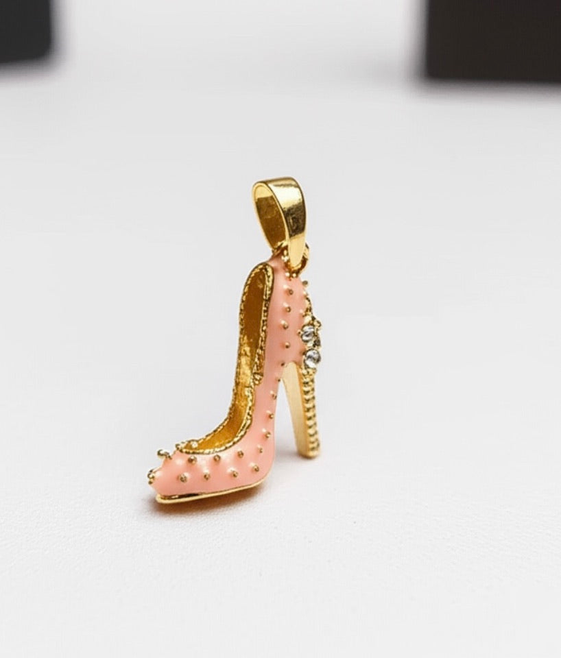 Dainty Shoe Pendant in Pink