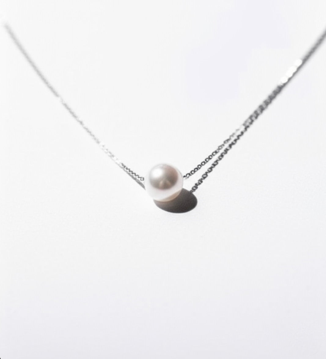 Natural Seashell Pearl Sterling Silver Necklace