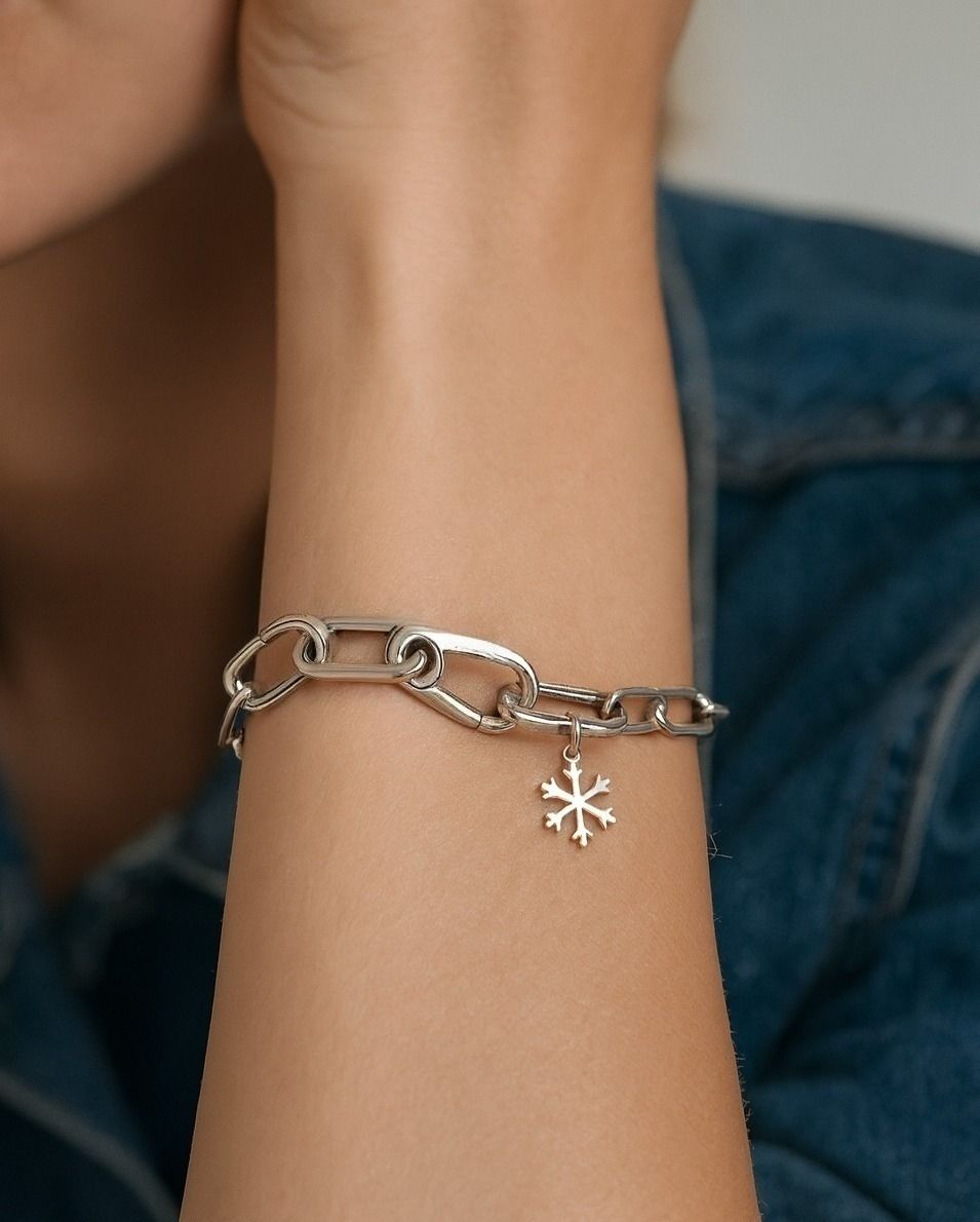 Delicate Snowflake Mini Charm