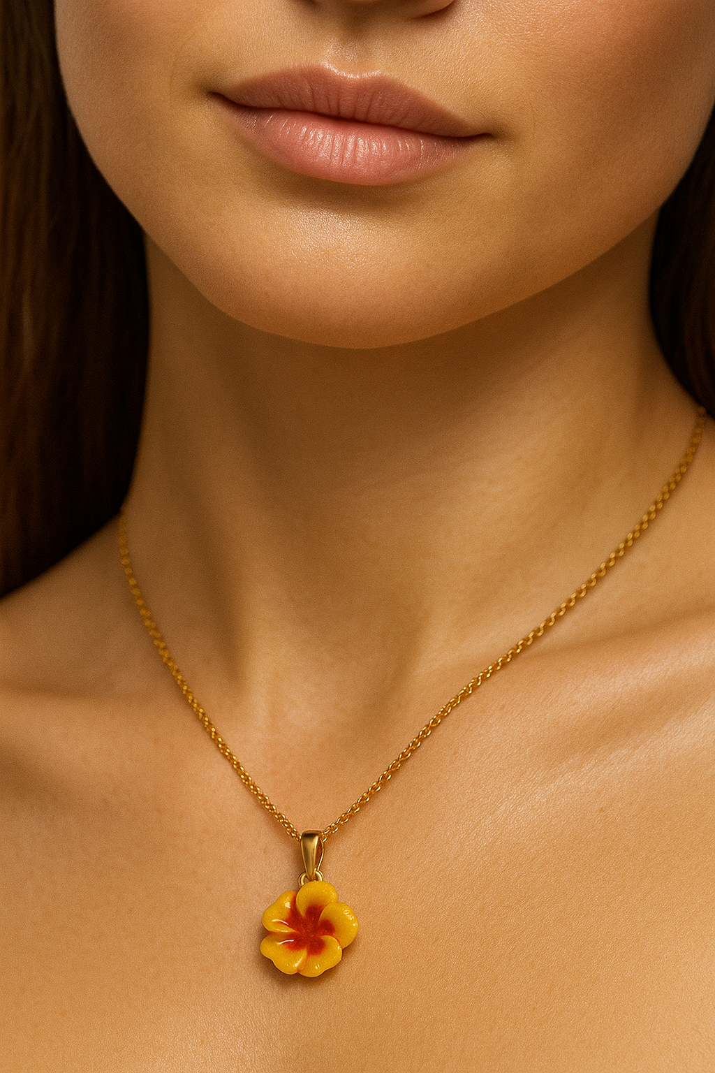 Two Tones Flower Pendant Necklace