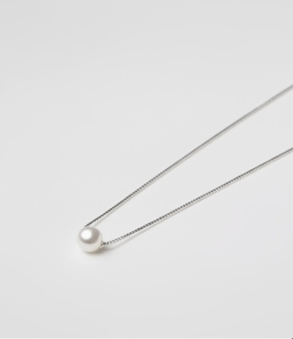 Natural Seashell Pearl Sterling Silver Necklace
