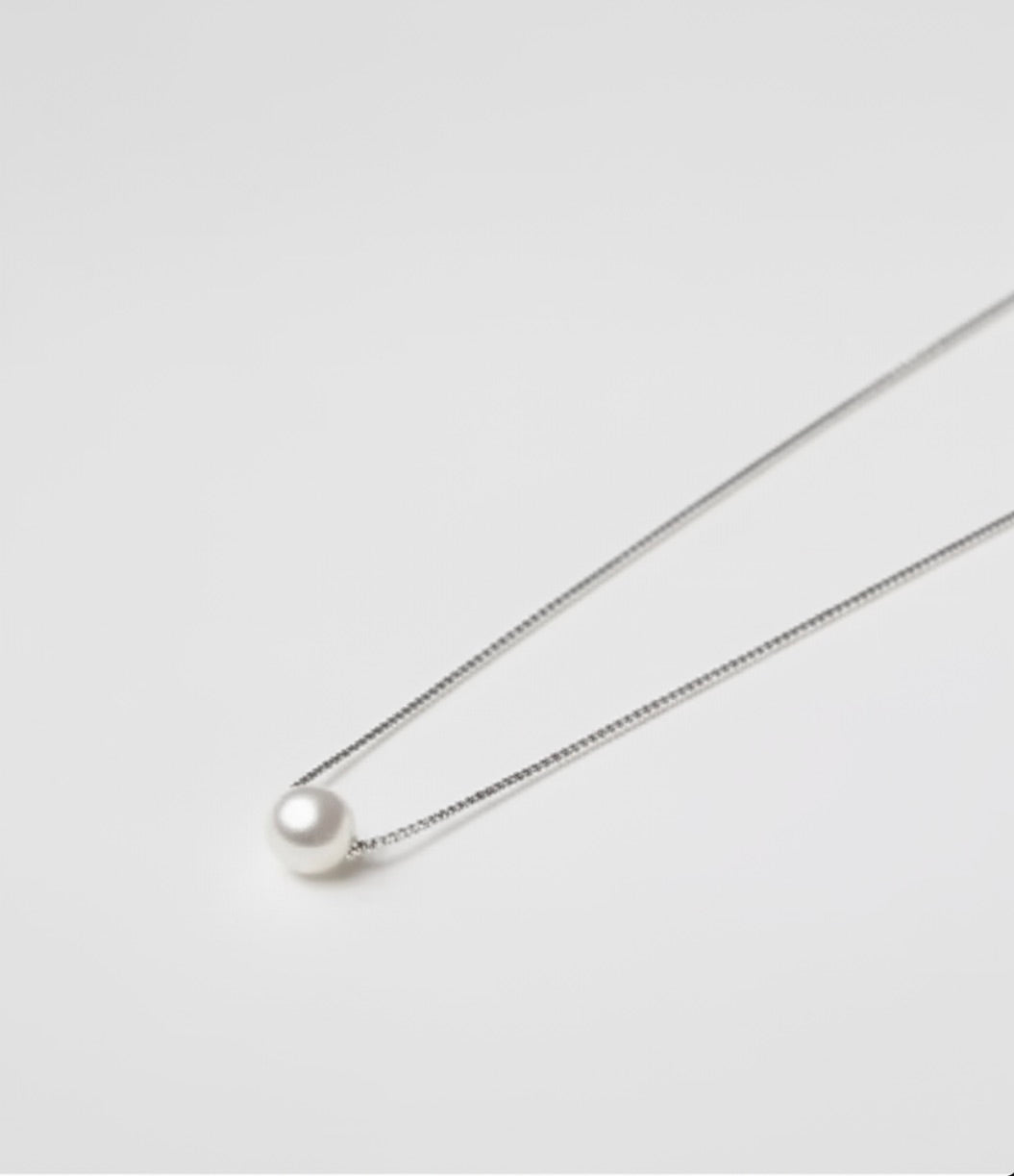 Natural Seashell Pearl Sterling Silver Necklace