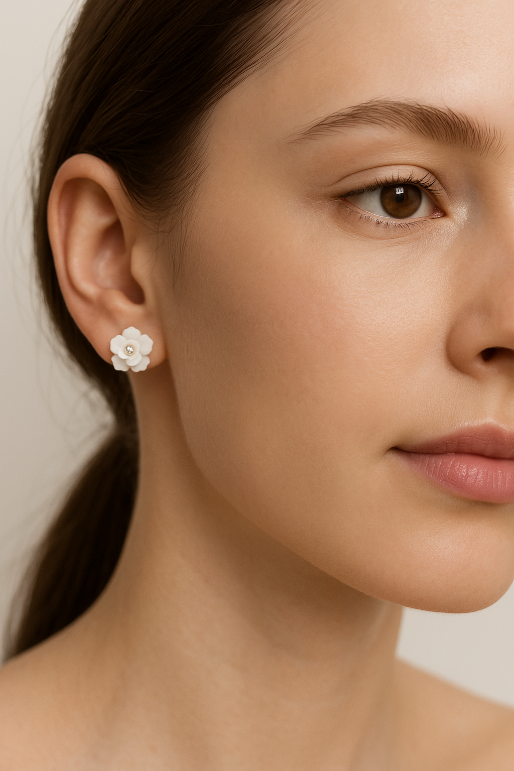 Small White Rose Sparkling Stud Earrings