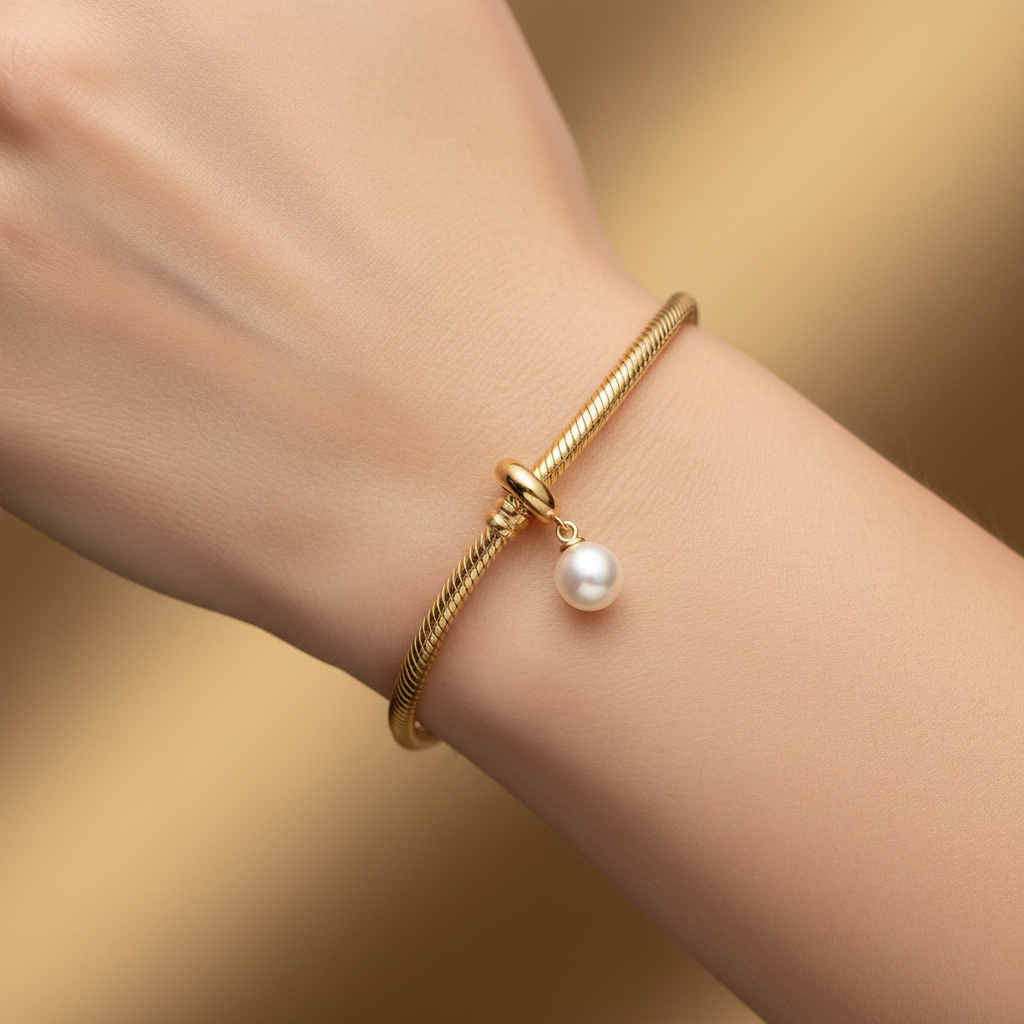 Seashell Pearl Bracelet Charm in Gold