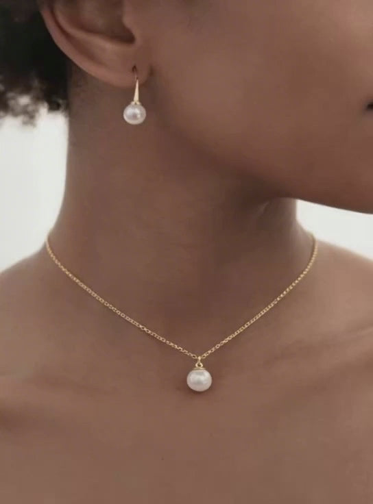Seashell Pearl Gold Plated Silver Necklace