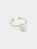 Twisted Golden Ring with Pearl
