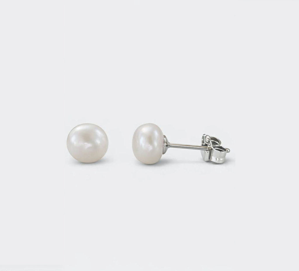 White Freshwater Pearl Silver Stud Earrings