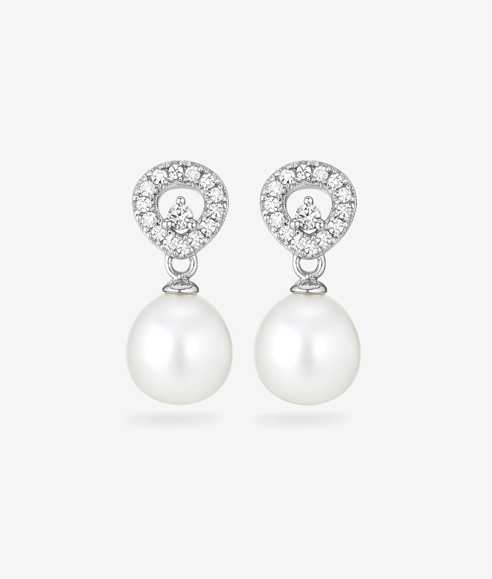 Gentle Freshwater Peal Silver Drop Earrings